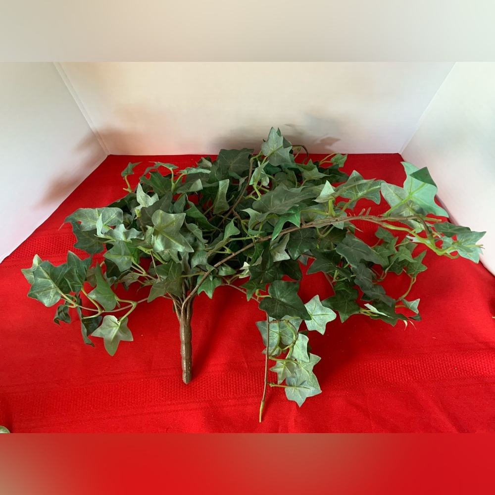 HOME INTERIORS Green Leafy Bouquet NWOT